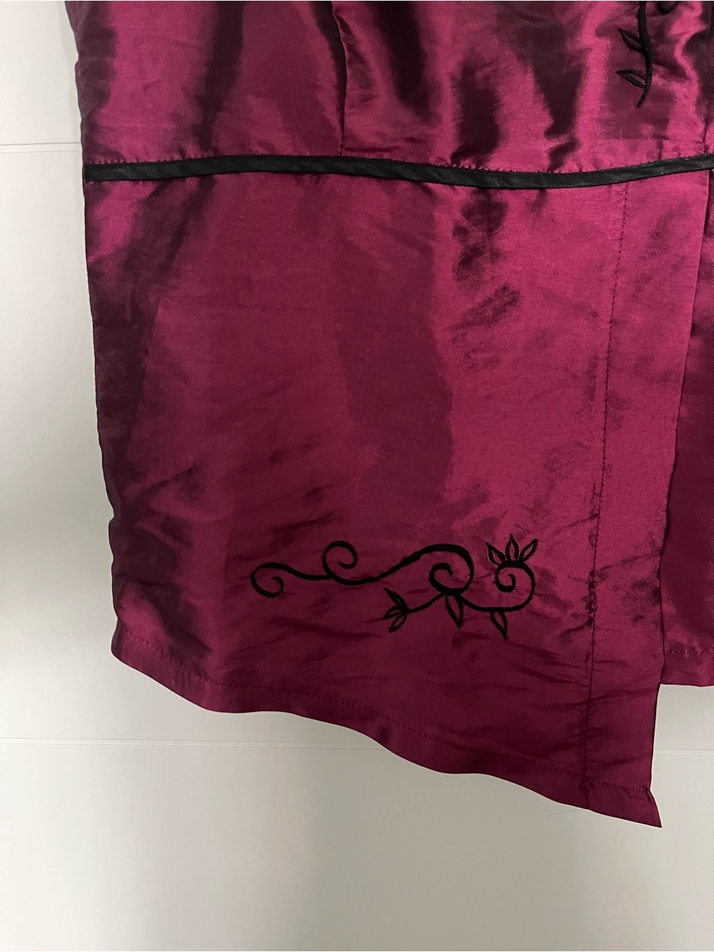 Y2K Satin Embroidered blouse top- Black Cherry - Picture 5 of 6